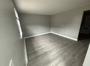 134 S Union St #12, Bethel, OH 45106