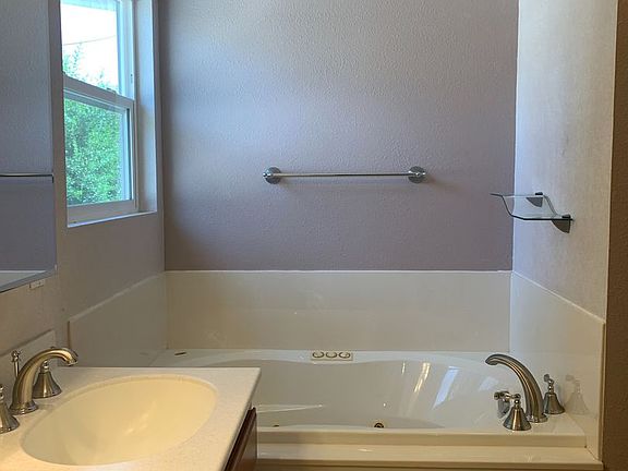 4th image of 3328 Hurley Way