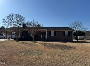 1113 Merry St, Dunn, NC 28334