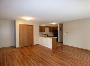 2604 4th Ave NE APT 8, Rochester, MN 55906