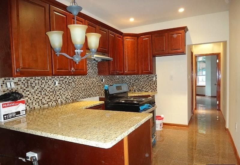 1st image of 341 10th St APT 3F