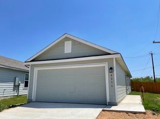 8256 Piedra Medina, San Antonio, TX 78252