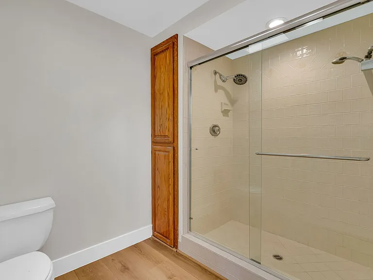 5650 Edgeview Dr — Photo 56