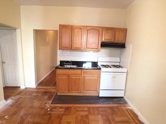 Rented by Bohemia Realty Group | media 9