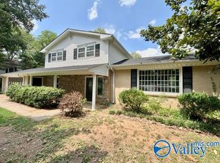 2119 Buckingham Dr SW, Huntsville, AL 35803