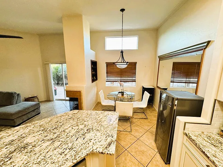 4349 E Haven Ln — Photo 8