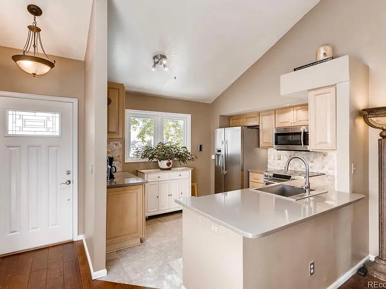 4605 S Yosemite St #28 — Photo 8