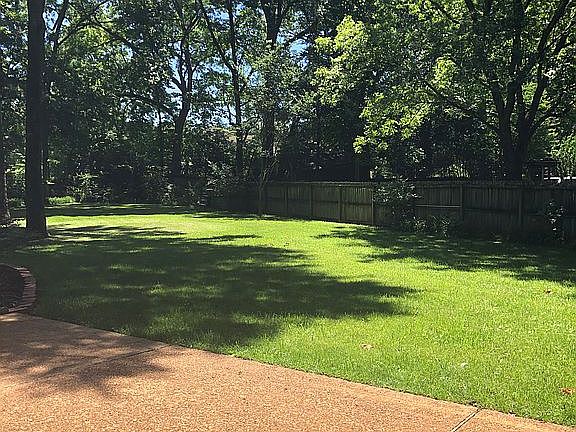 4th image of 3438 Amroth Dr
