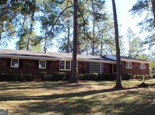 1235 Edgewood Rd, Eastman, GA 31023