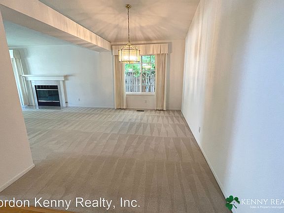 5th image of 144 Glasgow Ln