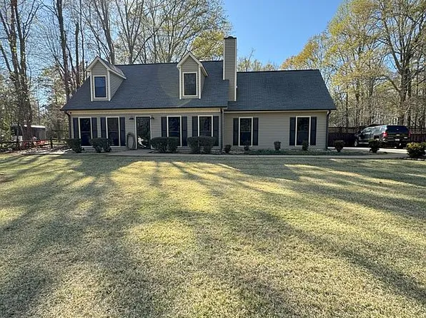 117 Hawthorne Cir, Lagrange, GA 30240