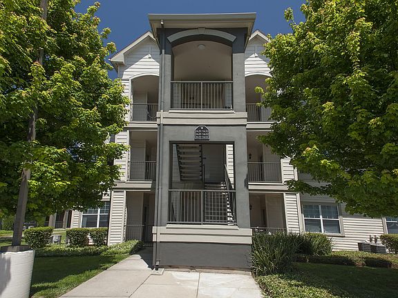 3rd image of 6730 4th Ave APT 1333