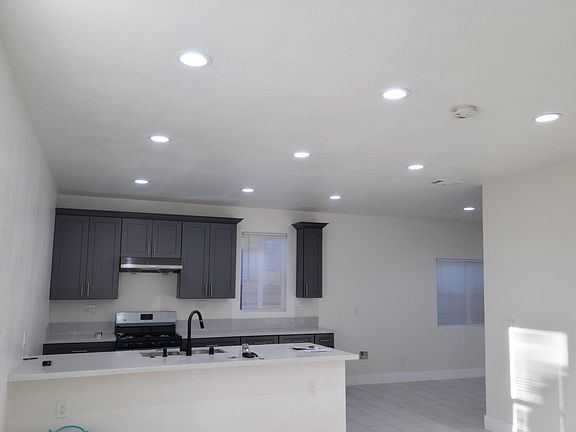 3rd image of 14711 S Norwalk Blvd