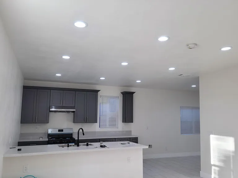 14711 S Norwalk Blvd — Photo 3