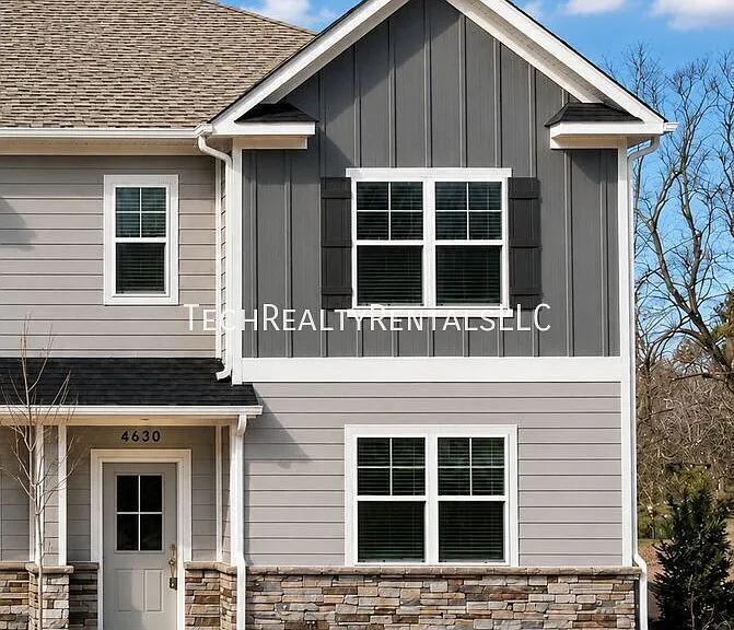 4630 Dogwood Pl #1 — Photo 3