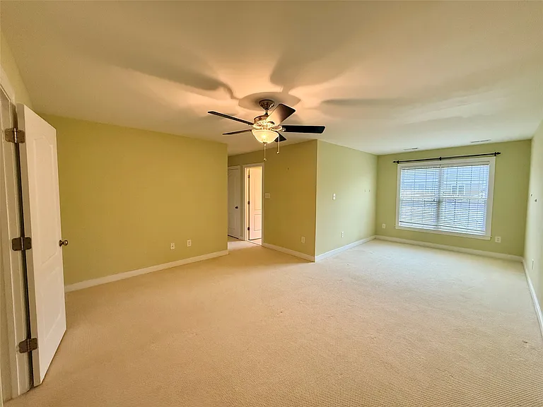 223 Quarterpath Rd — Photo 6