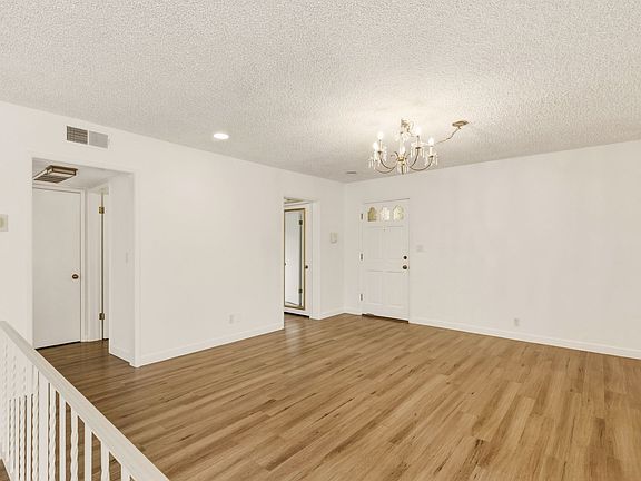 5th image of 808A Princeton St #0