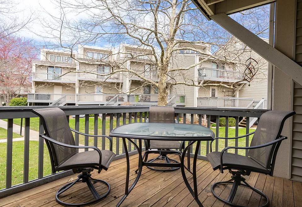 69 N Shore Dr #26