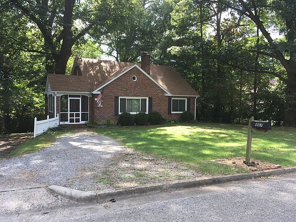 2nd image of 307 Phillips St