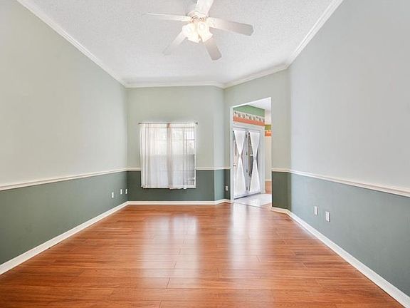 4th image of 2337 Albion Ave