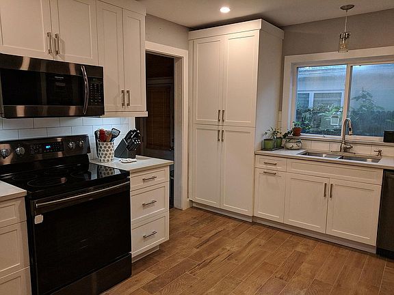 4th image of 1804 Janice Ave