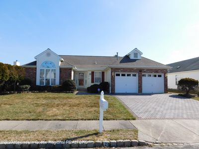 24 Sheffield Drive, Toms River, NJ, 08757