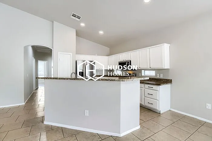 931 S 241st Ave — Photo 8