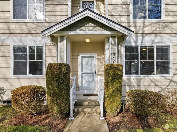 4th image of 6732 Steamer Drive SE