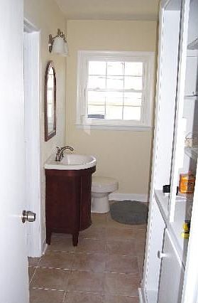 3rd image of 145 Continental Dr
