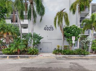 Surnise Island Condominiu, Sunrise, FL 33351