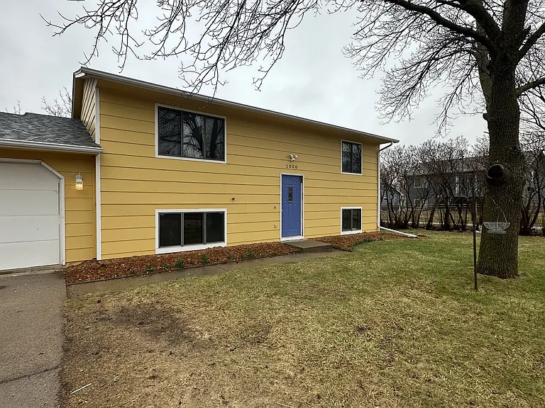 1000 S Lakota Ave — Photo 11