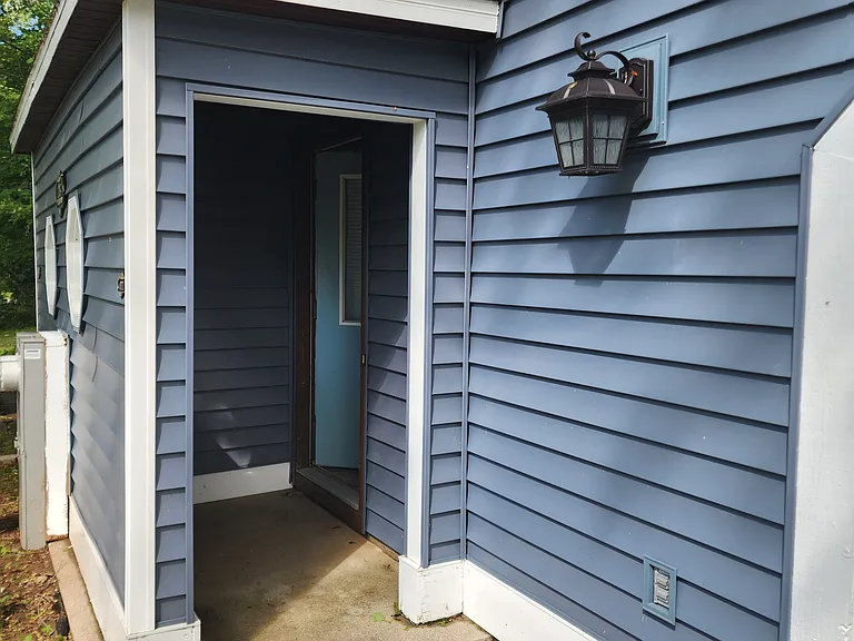 1298 S Bayshore Rd #1 — Photo 8