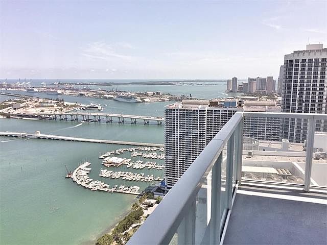 1st image of 1900 N Bayshore Dr APT 4801