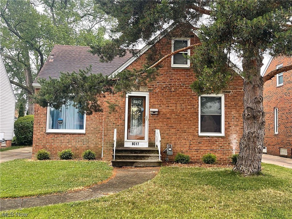 8017 Ackley Rd, Parma, OH 44129 Zillow