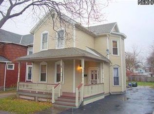 1807 W 58th St, Cleveland, OH 44102