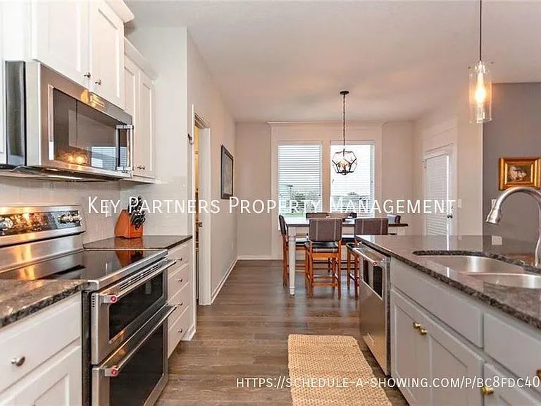 23402 W 52nd Ter — Photo 10