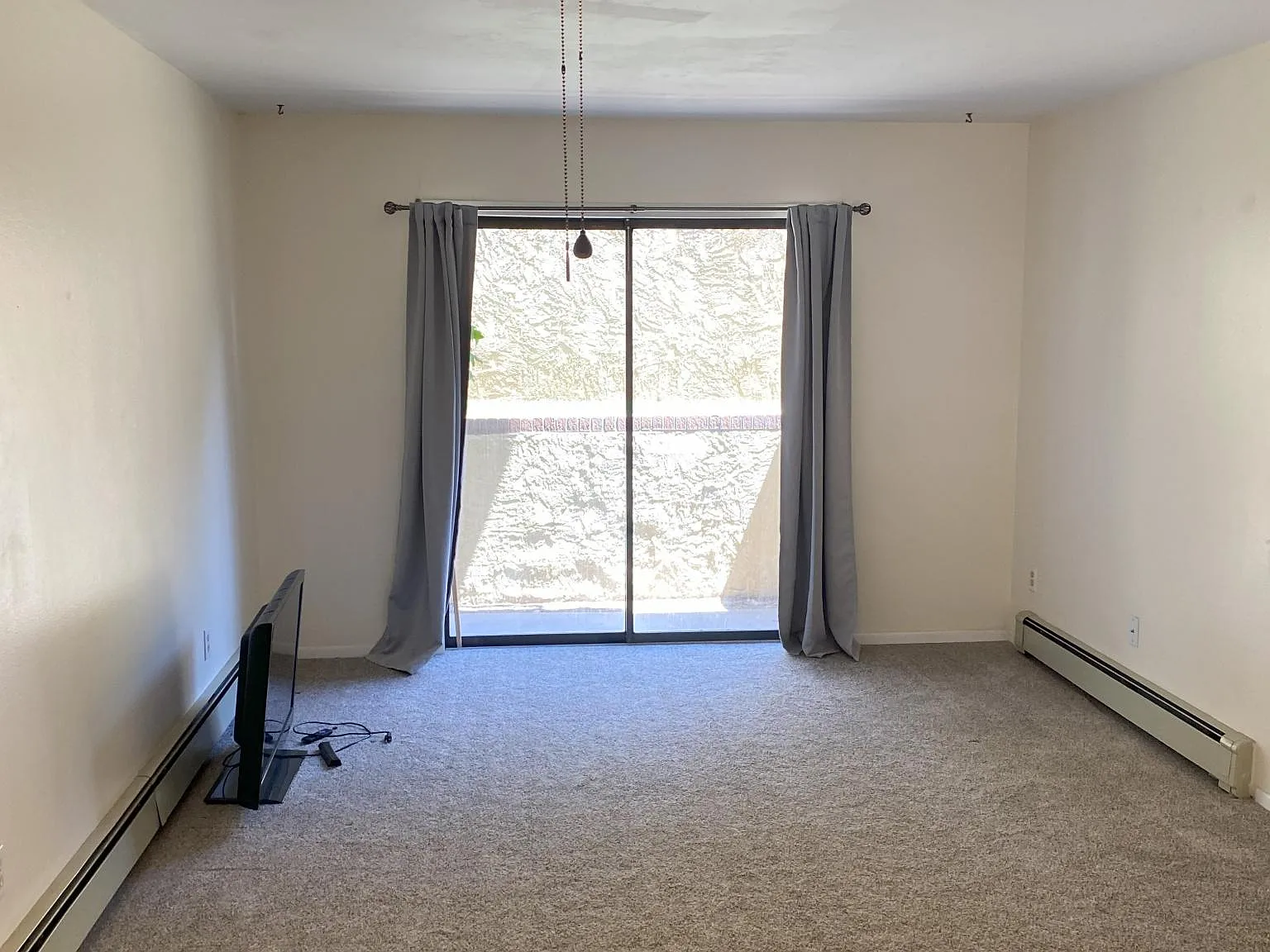 1 bed, 695 sqft, $1,250 — Photo 3