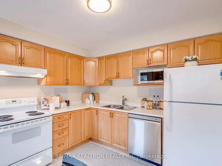 122 Rutledge Ave — Photo 27