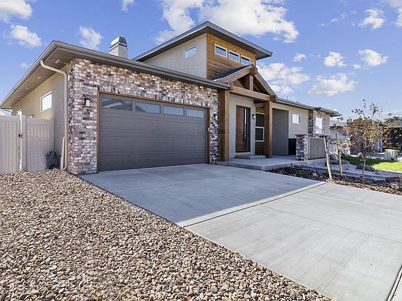 3rd image of 2547 Woody Creek Dr