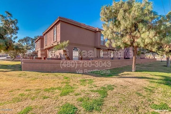 1402 S Jentilly Ln #205 — Photo 3
