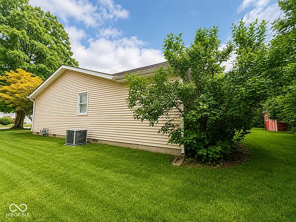 3rd image of 9080 Whitewater Dr