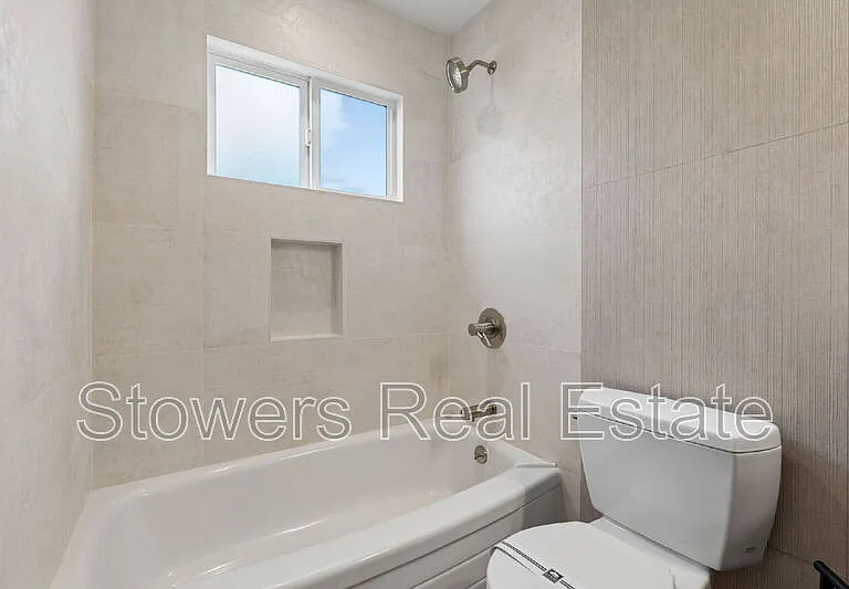 1099 Larch Ave — Photo 34