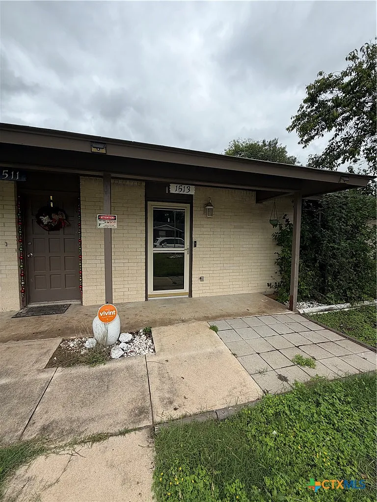 2 bed, 2.0 bath, 1115 sqft, $1,295 — Photo 2