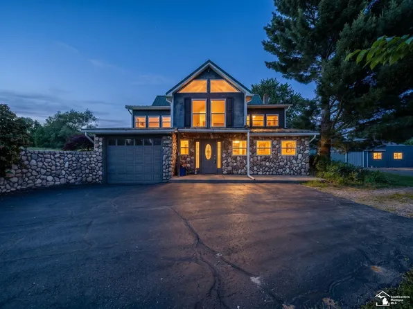 123 S Freer Rd, Chelsea, MI 48118