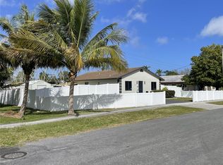 1370 NW 3rd St, Dania, FL 33004