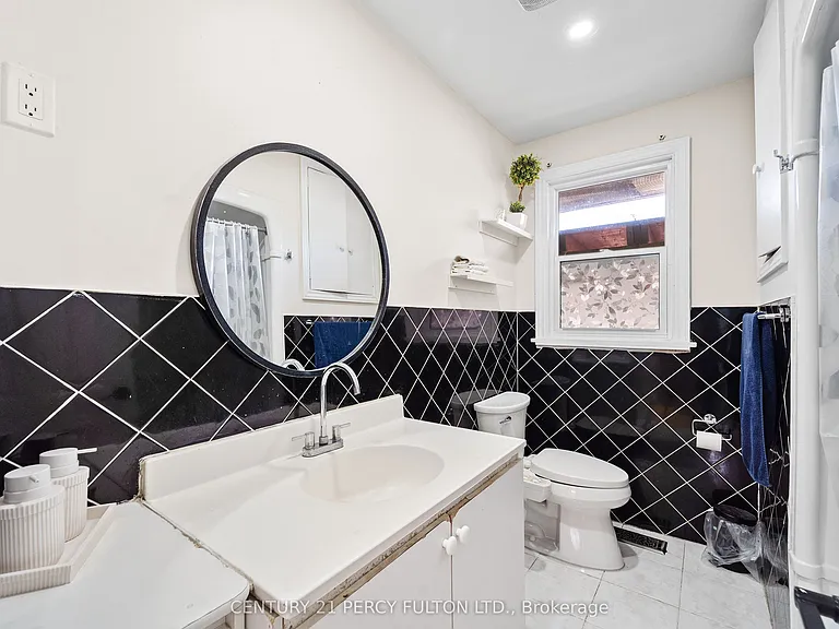 826 Brimorton Dr — Photo 16