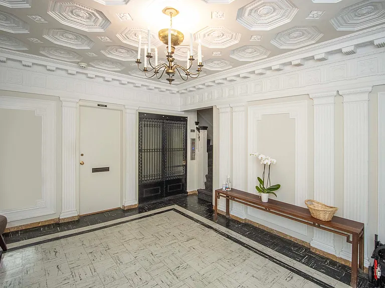 Building Lobby with newly modernized Elevator
Spacious
beautiful period molding details on ceiling and walls
brand new elevator