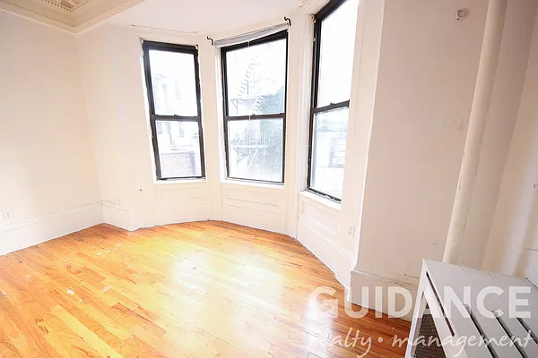 Rented by Guidance Realty Corp. | media 4