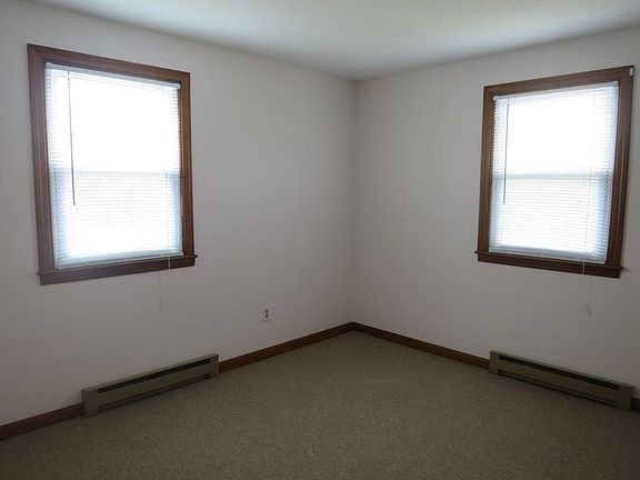 5th image of 16 Lynch Rd