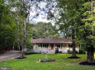 105 Meadows Rd, Fredericksburg, VA 22406
